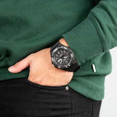 CASIO MRW-210H Men’s Analog Watch – 100 m Water-Resistant Diver Style, Day/Date, Resin Build