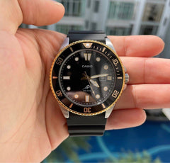 CASIO MDV-106G-1A (MDV106G-1AV) Men’s Analog Diver Watch – 200M Water Resistant, Gold Bezel, Black Dial, Screw-Down Crown, Date, Quartz, Resin Strap