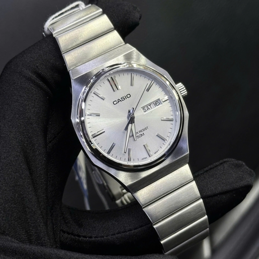 Casio MTP-E735D-7AVDF Men’s Analog Quartz Watch with Stainless Steel Bracelet, Silver Dial - THE HAPPY BUY