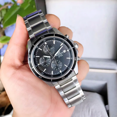 CASIO EDIFICE EFR-526D-1AVUDF Chronograph Watch for Men with Stainless Steel Band and Black Dial Silver