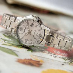 CASIO LTP‑V004D‑7B2UDF Women’s Analog Watch – Sleek Silver Dial, Stainless Steel Band, Date Display, Water Resistant