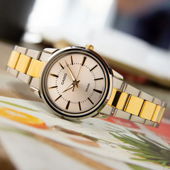 CASIO MTP-1303SG-7AVDF Men’s Analog Watch – Two-Tone Stainless Steel, 50 m Water Resistance & Minimalist Design
