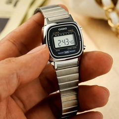 CASIO LA670WD-1 Women’s Vintage Digital Watch – Mini Silver Stainless Steel, Black Display, Alarm, Stopwatch, Countdown Timer, Water Resistant, Quartz
