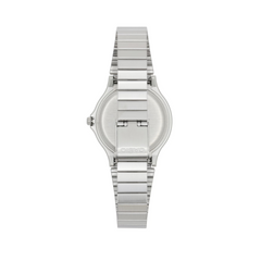 CASIO MQ-24D-7EDF Unisex Analog Watch – Silver Stainless Steel Bracelet, White Dial, Ultra-Slim Quartz, Water Resistant, Minimalist Classic