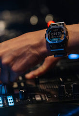 ساعات كاسيو جي-شوك موديل GM-5600SS-1DR