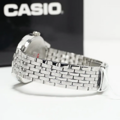 CASIO MTP‑E340D‑7AVDF Men’s Analog Watch – Stainless Steel, Day & Date Inset Dials, 50 m Water Resistant