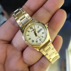 CASIO LTP-V006G-9BUDF Women’s Analog Watch – Gold Stainless Steel, Champagne Dial, Day & Date Display, Quartz Movement, Elegant Classic Design