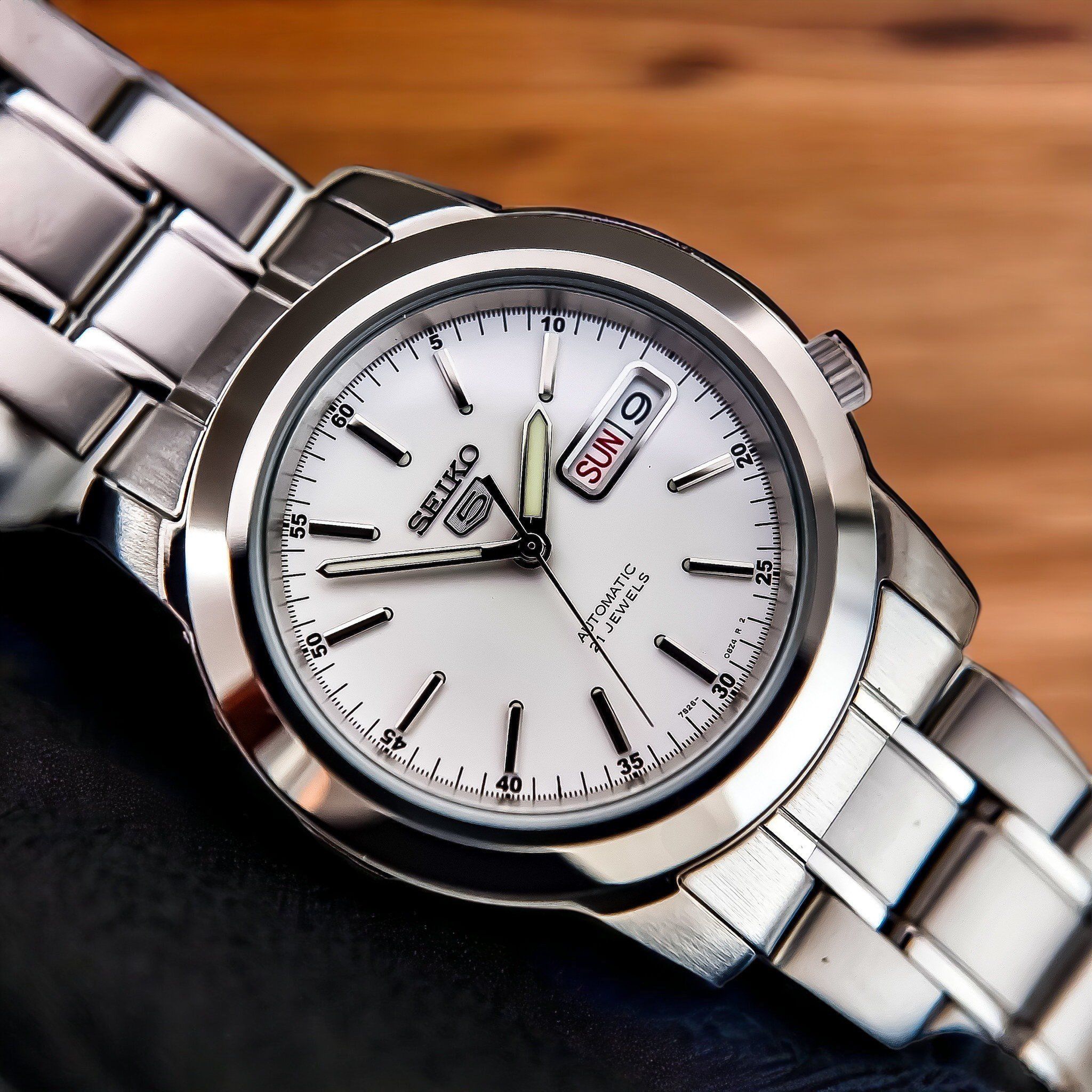 SEIKO SNKE49J1 MODEL WATCHES - THE HAPPY BUY