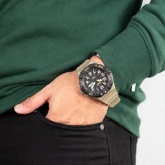 CASIO MRW-210H Men’s Analog Watch – 100 m Water-Resistant Diver Style, Day/Date, Resin Build