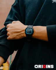 ساعات كاسيو جي-شوك موديل GW-B5600-2DR