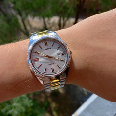 CASIO MTP-1302PSG-7A Men’s Analog Watch – Two-Tone Silver/Gold Stainless Steel, White Dial, Date Window, Quartz, Mineral Glass, 50M Water Resistant