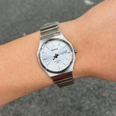 Casio MTP-E735D-7AVDF Men’s Analog Quartz Watch with Stainless Steel Bracelet, Silver Dial - THE HAPPY BUY