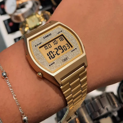 CASIO B640WGG-9DF Vintage Digital Watch – Gold Stainless Steel, LED Light, Alarm, Stopwatch, Water Resistant, Classic Retro Design