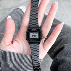 CASIO B640WB-1ADF Vintage Digital Watch – Black Stainless Steel Band, LED Display, Alarm, Retro 1980s Design