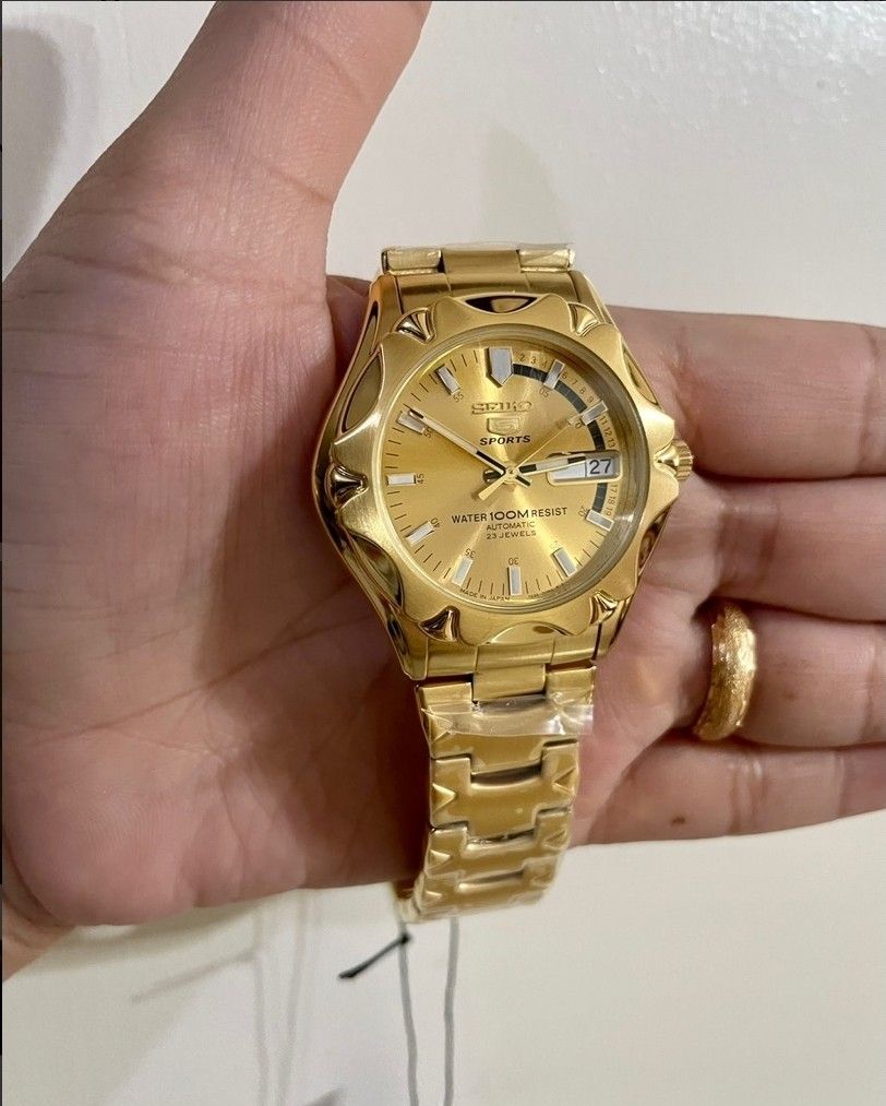 SEIKO SNZ450J1 MODEL WATCHES - THE HAPPY BUY