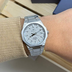 CASIO Edifice EFR-S108DE-2AVUDF Men’s 3-Hand Analog Watch – Slim Stainless Steel, Sapphire Crystal, Blue Dial, 100m Water Resistant, Quartz