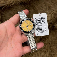 Casio MDV-10D-4A2VDF Dive Watch | Red Dial Analog Stainless Steel Wristwatch | 200M Water Resistant Quartz Watch | Casio Standard Series