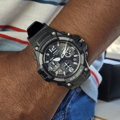 CASIO MCW-100H-1A3VDF Men’s Chronograph Watch – 100 m Water Resistance, Resin Case & Band, Stopwatch & Date