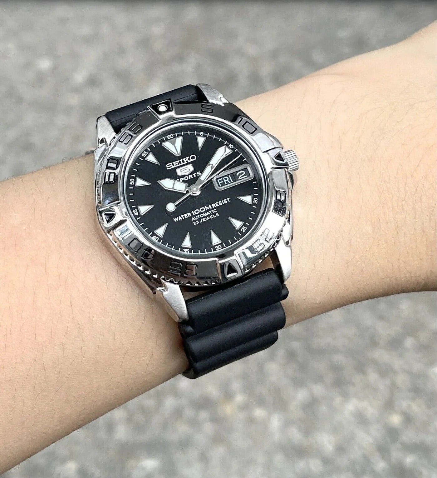 SEIKO SNZB33J2 MODEL WATCHES - THE HAPPY BUY