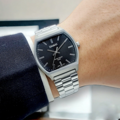 CASIO MTP-B140D Series Men’s Analog Watch – Stainless Steel Band, Bold Dial Design, Quartz Movement, Water Resistant