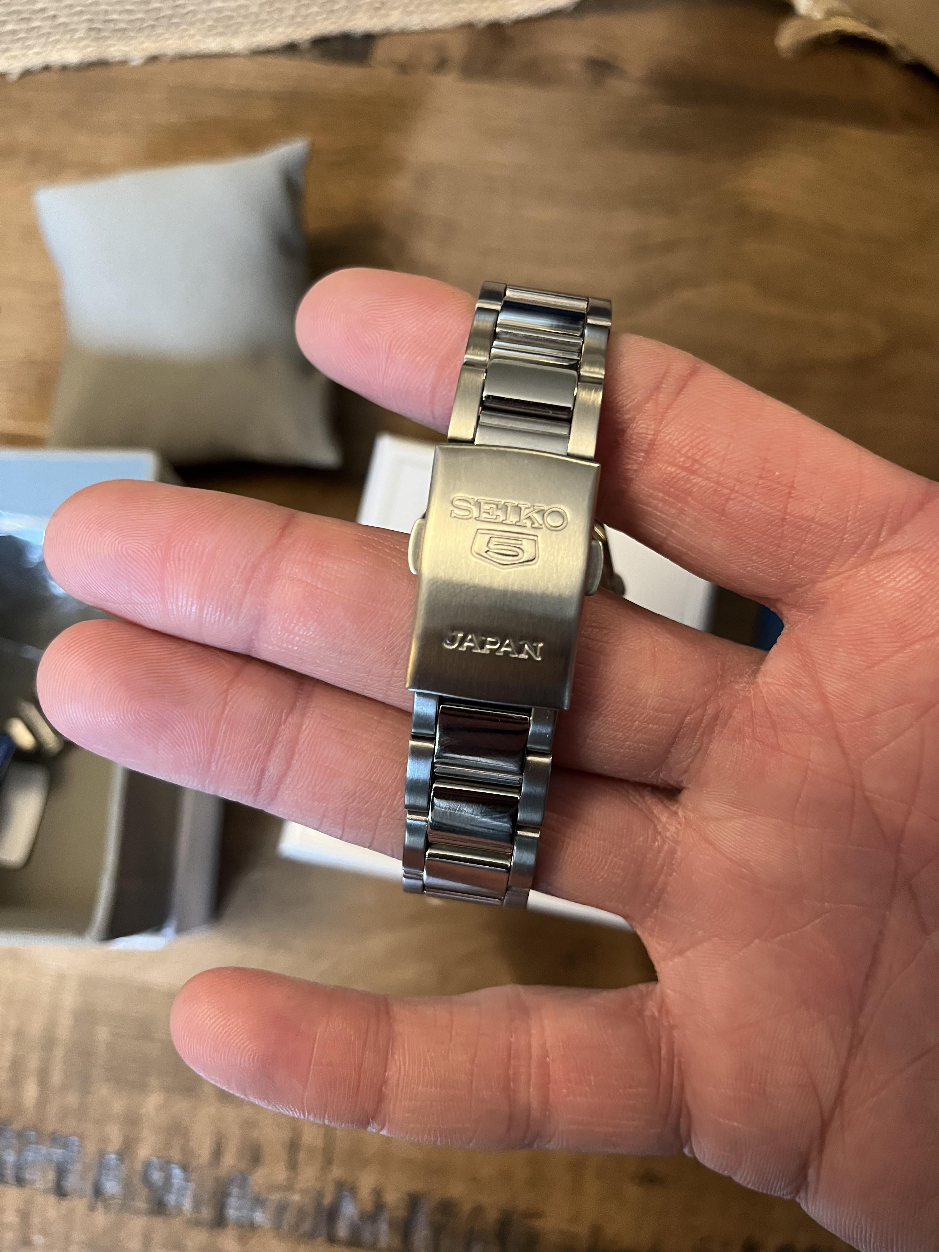 SEIKO SNKC51J1 MODEL WATCHES - THE HAPPY BUY