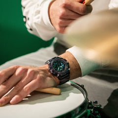 ساعات كاسيو جي-شوك GA-2200SKL-8A النموذجية