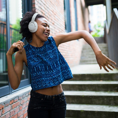 سماعات JBL TUNE 770NC اللاسلكية فوق الأذن