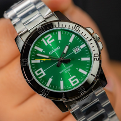 Casio MTP‑VD01D‑3BVUDF Men’s Analog Watch – Green Dial, Stainless Steel, 50 m Water Resistant, Date Display
