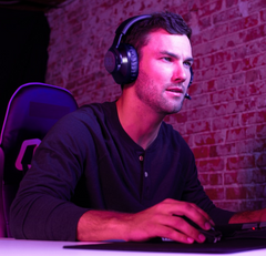 سماعة الألعاب السلكية JBL QUANTUM 350 فوق الأذن