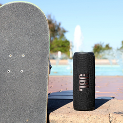 مكبر صوت بلوتوث JBL FLIP6