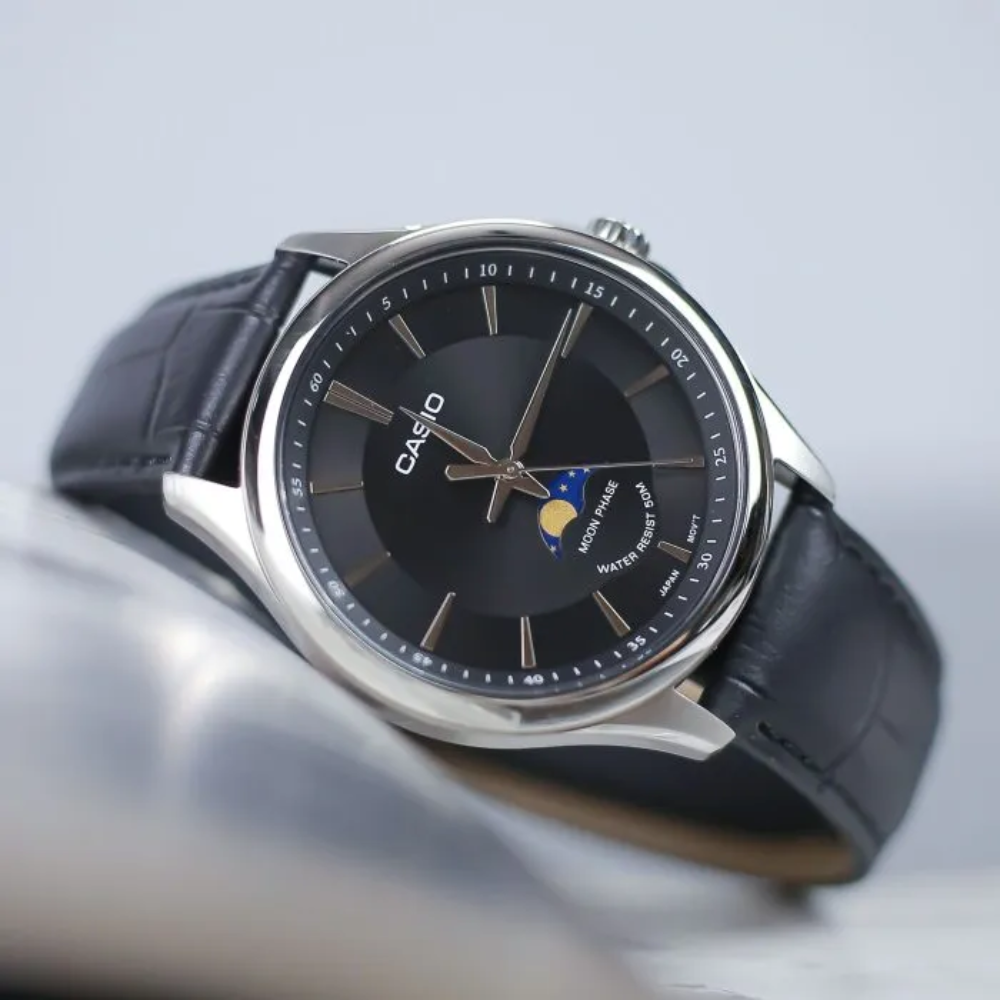 CASIO MTP-M100L-1AVDF Men's Analog Watch – Black Dial Leather Strap Quartz Timepiece | Classic, Water Resistant & Elegant Design