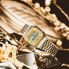 Casio A168WG-9WDF Vintage Gold Digital Watch – LED Light, Alarm, Retro Style