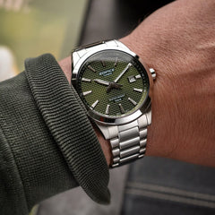 CASIO Edifice EFV-160D-3AVDF Analog Watch – Stainless Steel Case & Band, Green Dial, 3-Hand Display with Date, 100M Water Resistance, Mineral Glass, Quartz Movement – Men’s Elegant Sports Watch