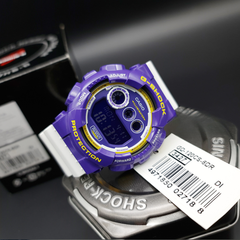 CASIO G-SHOCK GD-120CS-6DR Men's Digital Watch – Shock Resistant, 200M Water Resistant, LED Super Illuminator, Limited Edition White & Purple