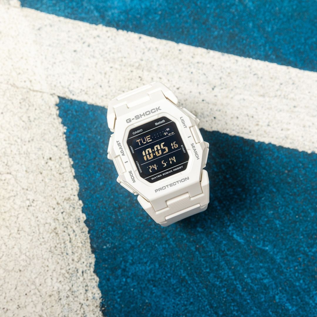 Casio G-SHOCK GD-B500-7DR Digital Watch for Men | Bluetooth Smartphone Link | Step Tracker | Shock Resistant | 200M Water Resistant | White Resin Strap