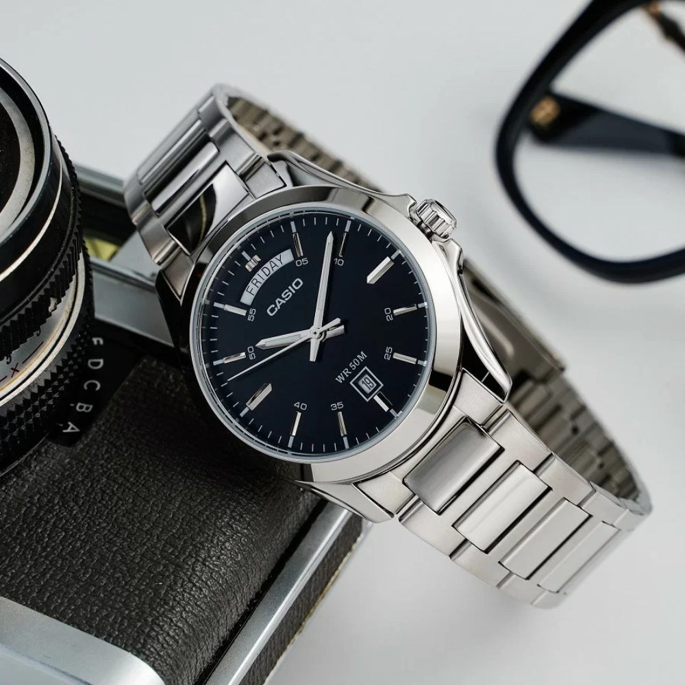 CASIO MTP-1370D SERIES STANDARD MEN'S ANALOG WATCHES