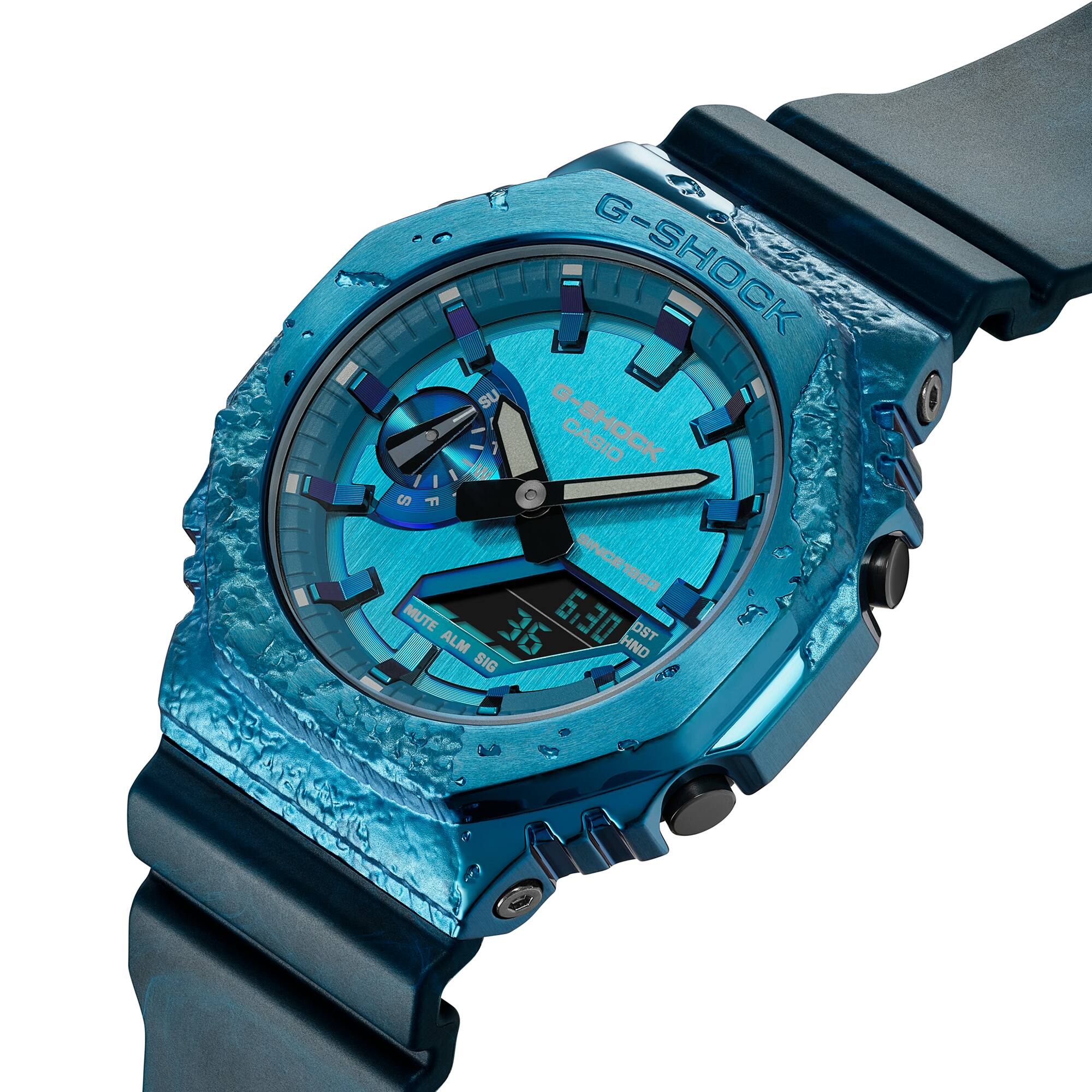 CASIO G-SHOCK GM-2140GEM-2ADR MODEL WATCHES