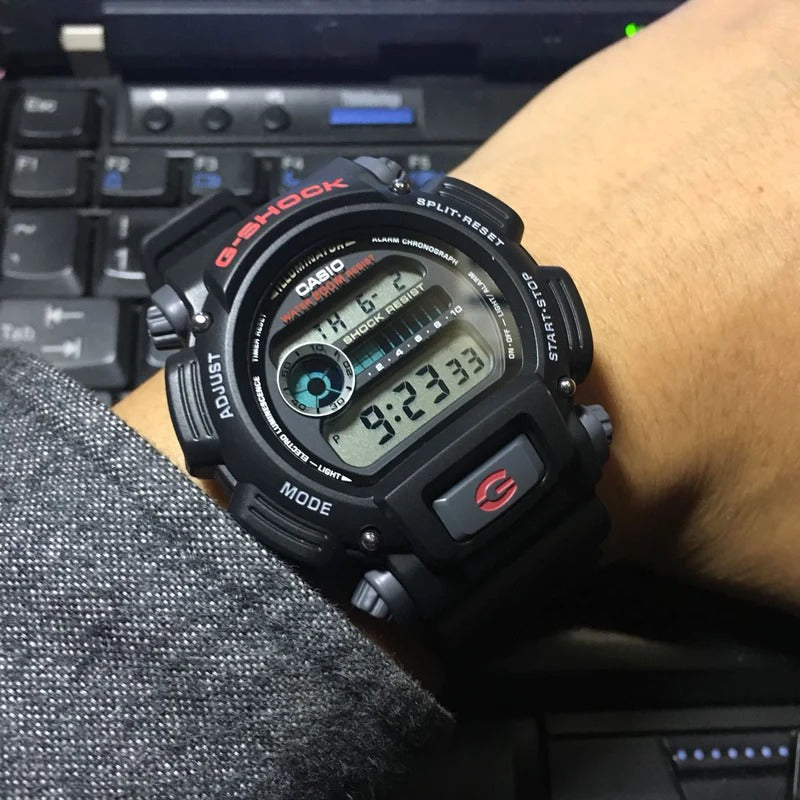 CASIO G-SHOCK DW-9052-1V MODEL WATCHES