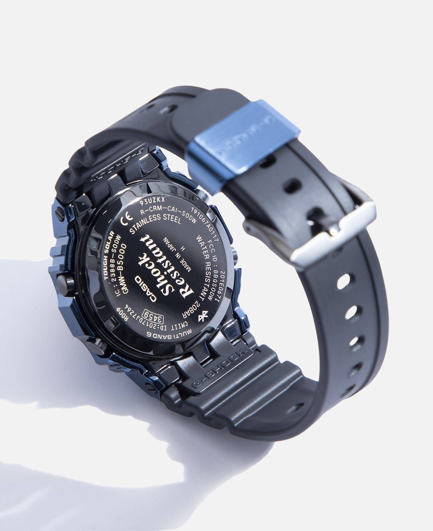 ساعات كاسيو جي-شوك ​​موديل GMW-B5000G-2DR