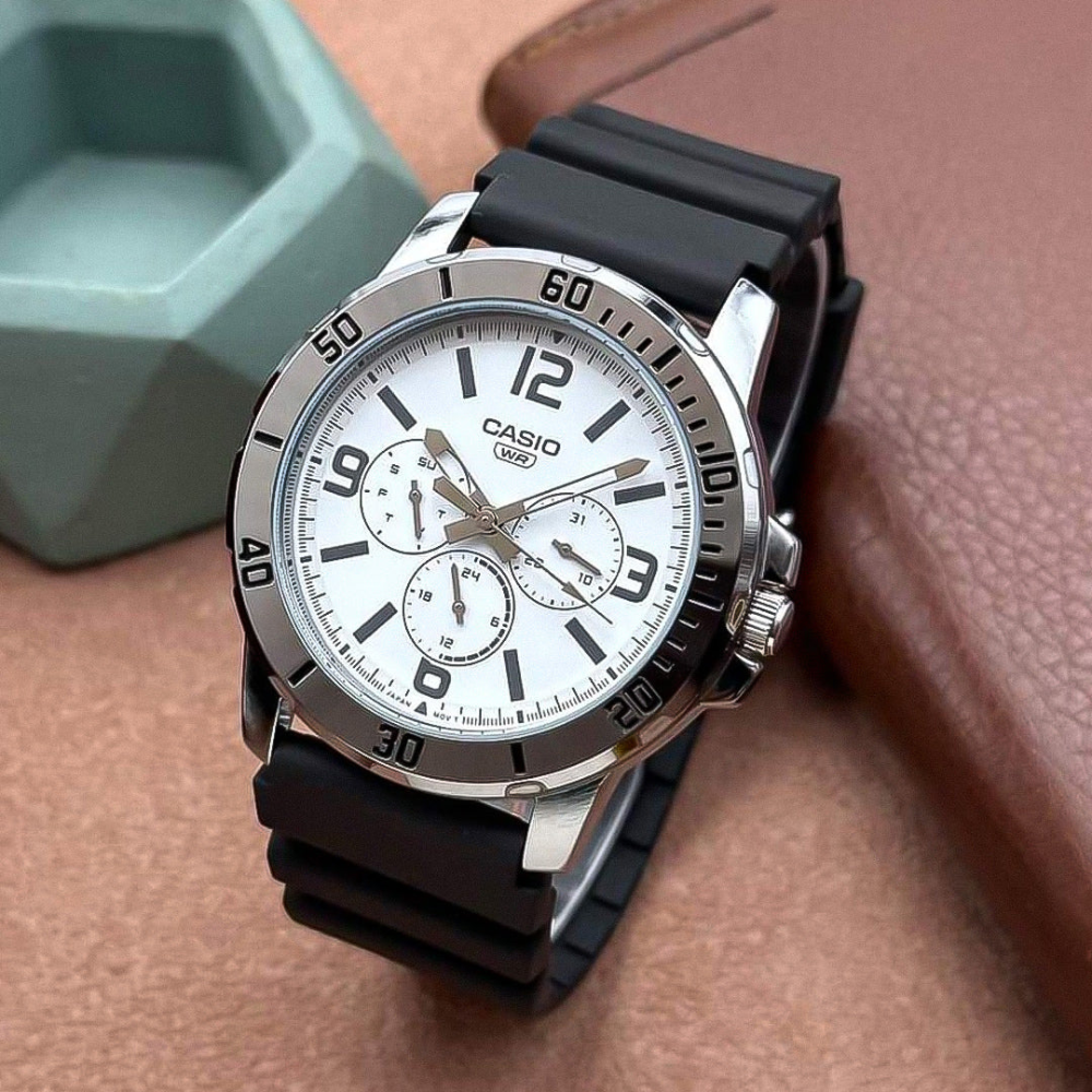CASIO MTP-VD300-7BUDF Standard Analog Men’s Watch – White Dial, Stainless Steel Case & Band, Day & Date Display, Quartz Movement, 50M Water Resistance, Mineral Glass – Men’s Classic Business Watch