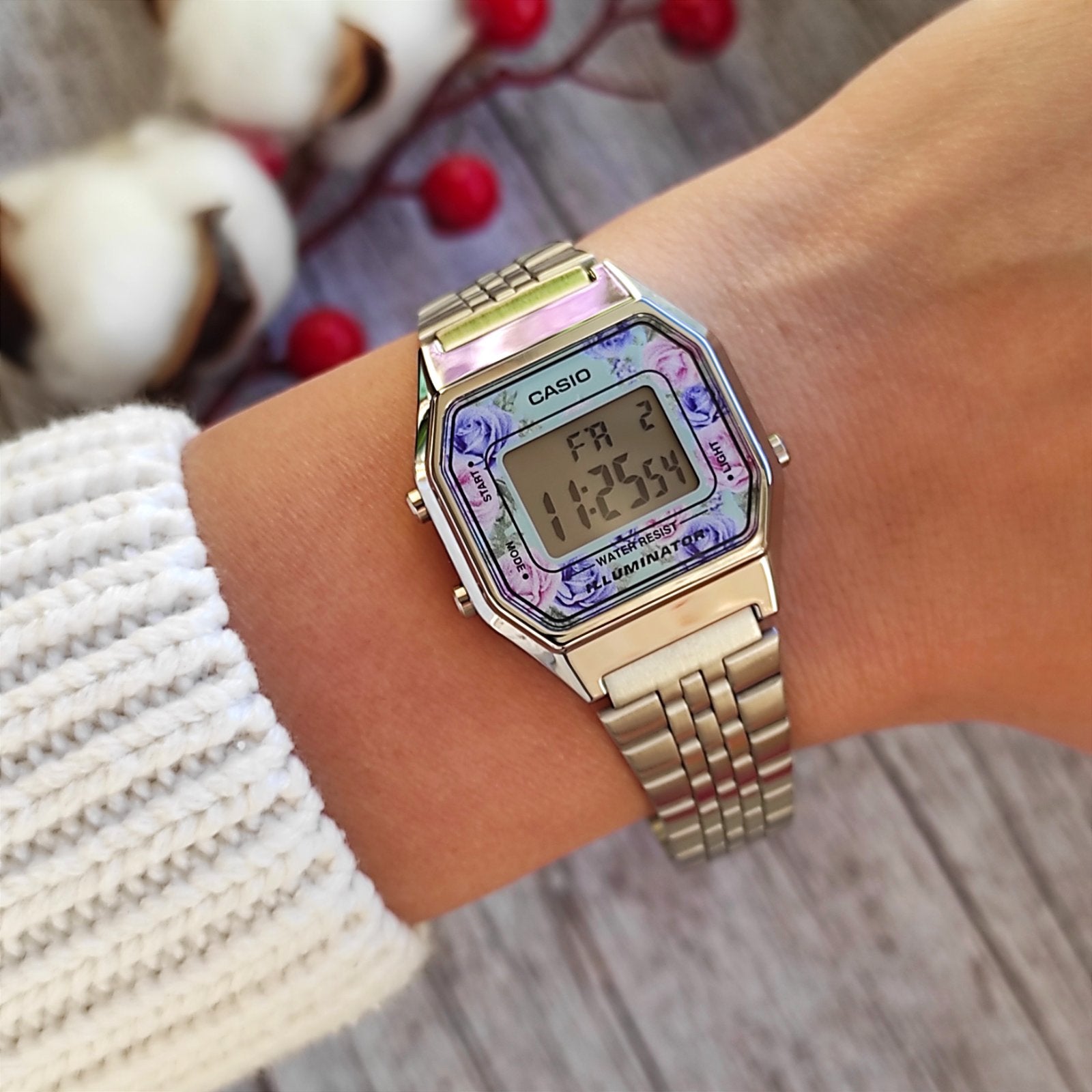 CASIO LA680WA-2CDF VINTAGE MODEL DIGITAL WATCHES