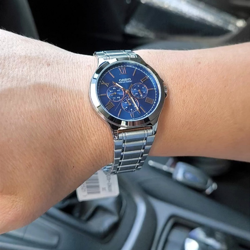 CASIO MTP-V300D-2AUDF Standard Analog Men’s Watch – Blue Dial, Stainless Steel Case & Band, Multi-Hand Chronograph Design, Quartz Movement, 50M Water Resistance, Mineral Glass – Men’s Classic Business Watch