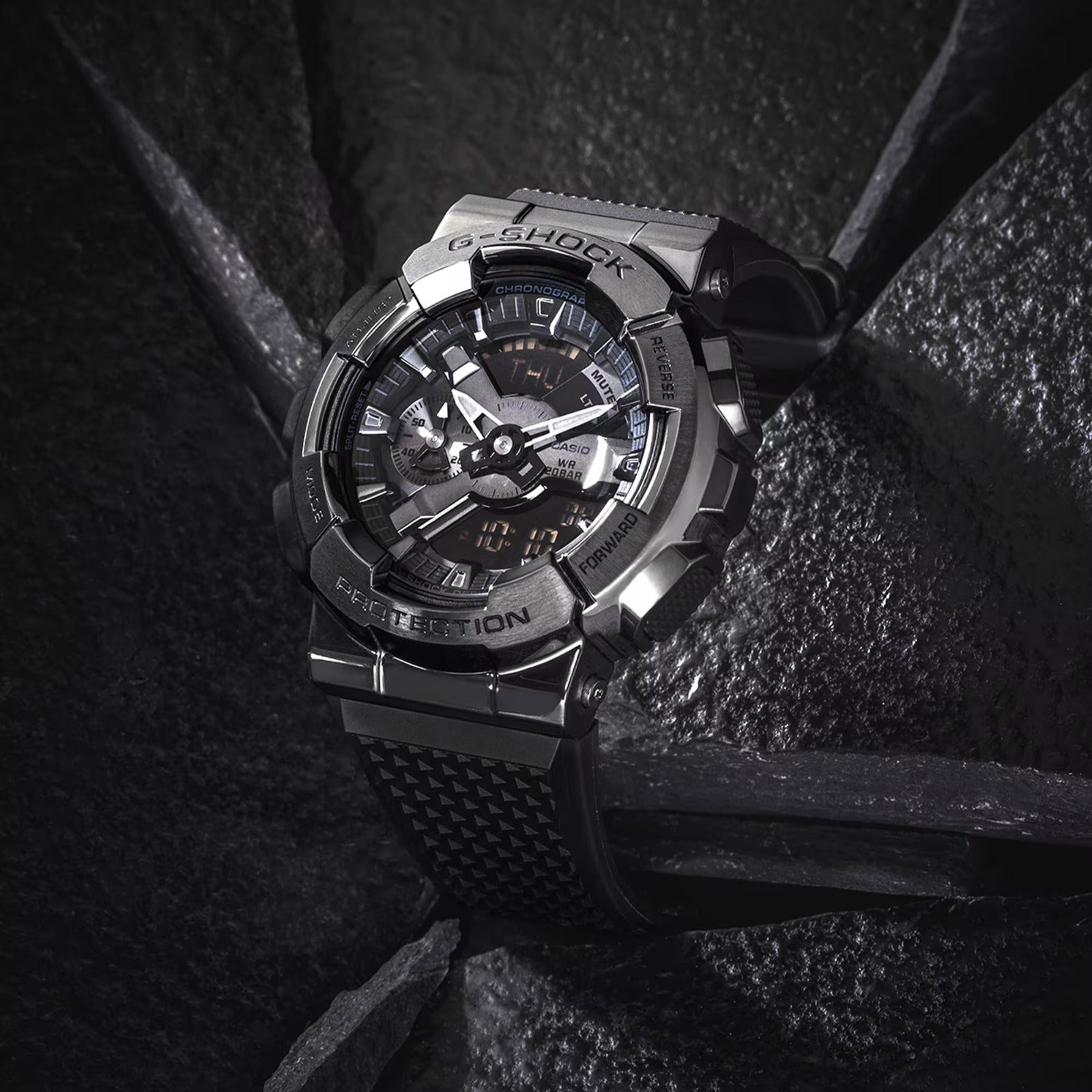 CASIO G-SHOCK GM-110BB-1A MODEL WATCHES