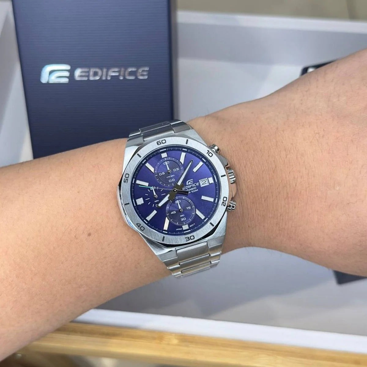 CASIO EDIFICE EFV-640D-2AVUDF MODEL WATCHES