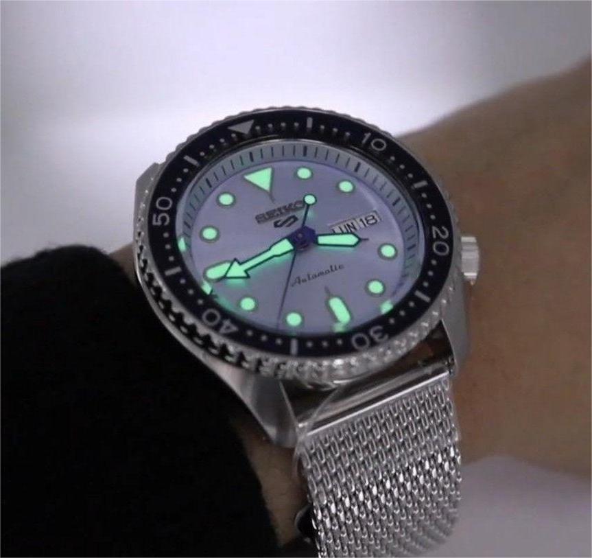 SEIKO SRPE77K1 MODEL WATCHES