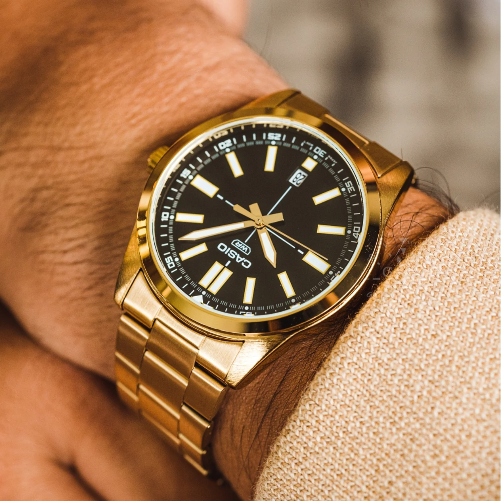 CASIO MTP-VD02G-1EUDF Standard Analog Men’s Watch – Black Dial, Gold Stainless Steel Case & Band, Date Display, Quartz Movement, 50M Water Resistance, Mineral Glass – Men’s Luxury Business Watch
