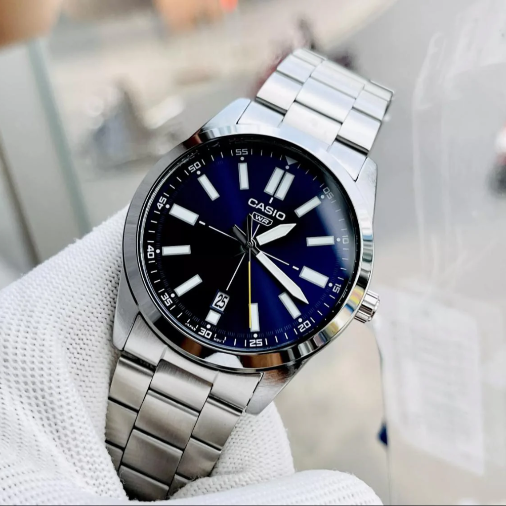 CASIO MTP-VD02D Series Standard Analog Men’s Watch – Stainless Steel Case & Band, Date Display, Quartz Movement, 50M Water Resistance, Mineral Glass – Men’s Classic Business Watch