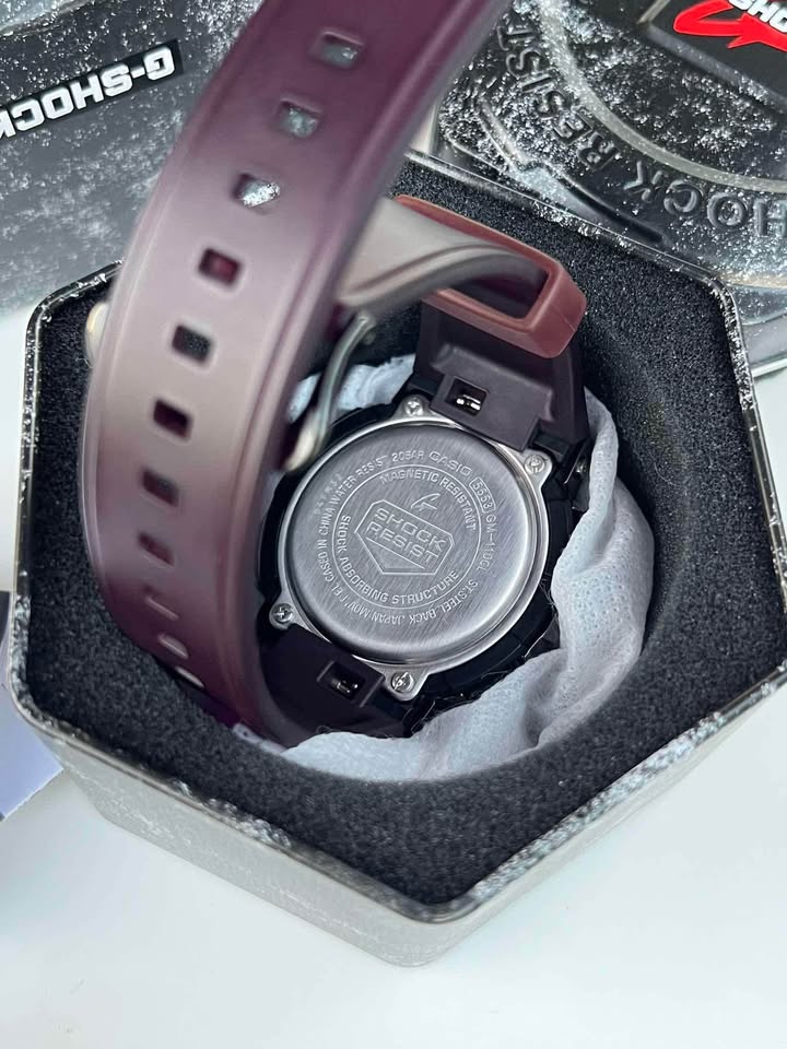 CASIO G-SHOCK GM-110CL-6ADR MODEL WATCHES