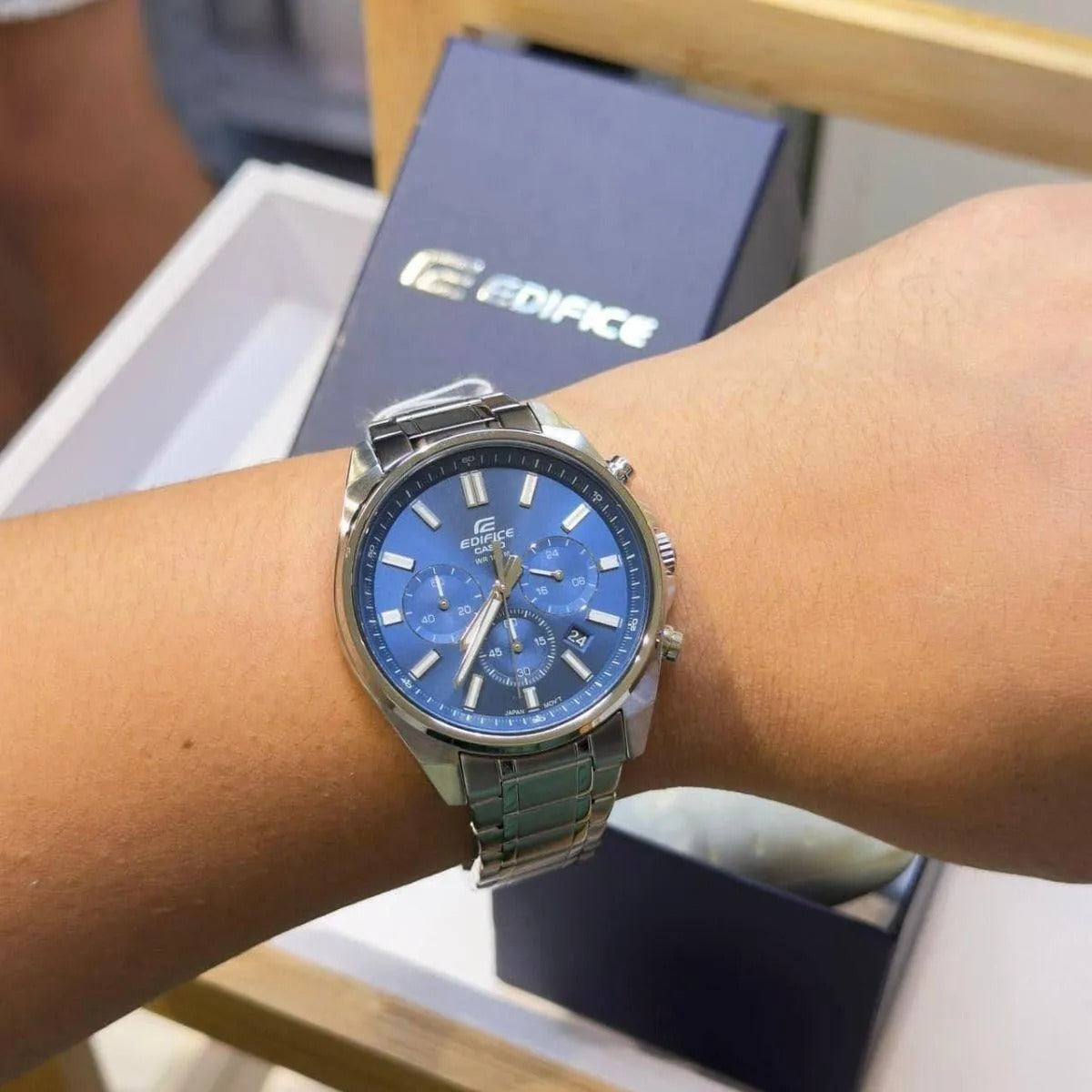 CASIO EDIFICE EFV-650D-2AVUDF MODEL WATCHES