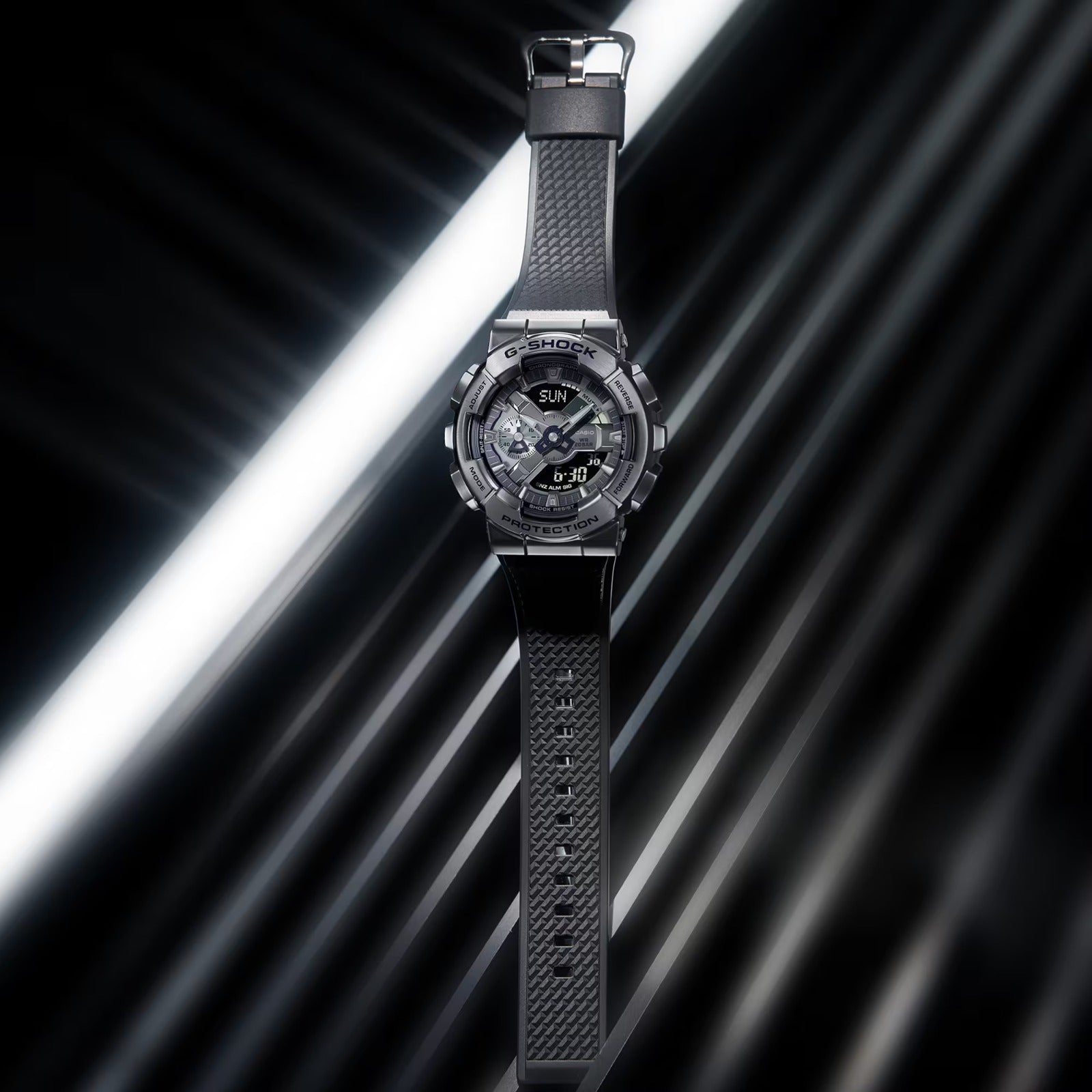 CASIO G-SHOCK GM-110BB-1A MODEL WATCHES